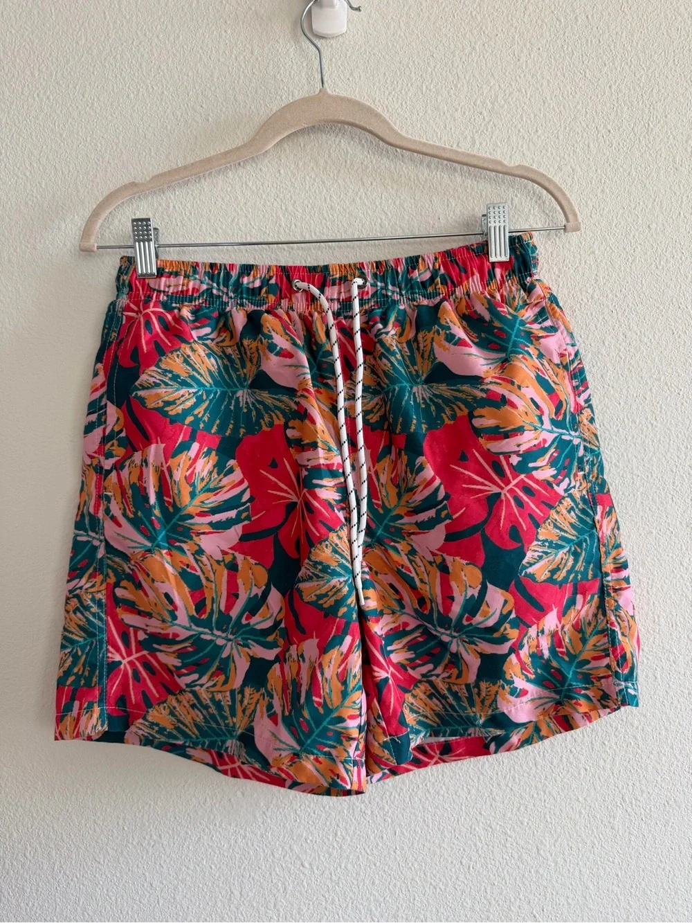 Manfinity Swim Bottoms size Small